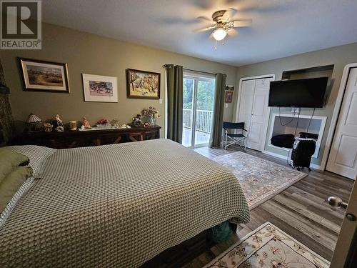 B 5117 Medeek Avenue, Terrace, BC - Indoor Photo Showing Bedroom