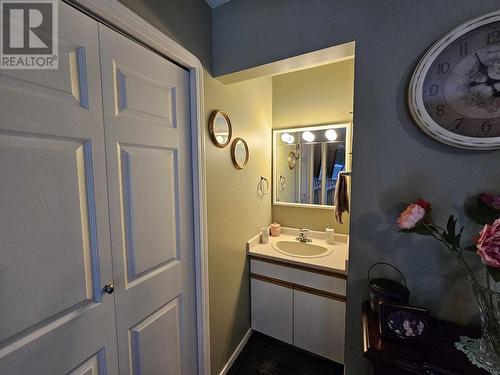 B 5117 Medeek Avenue, Terrace, BC - Indoor Photo Showing Bathroom