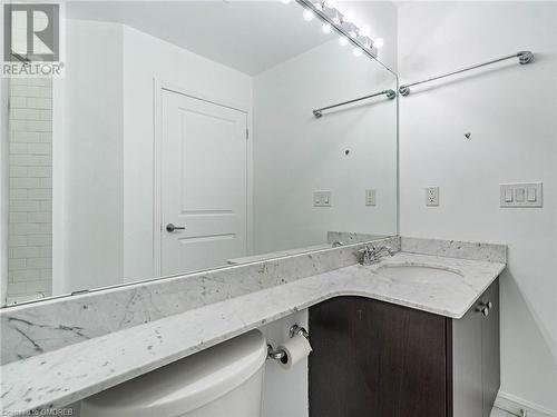 15 Windermere Avenue Unit# 1212, Toronto, ON - Indoor Photo Showing Bathroom