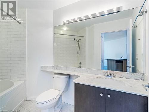 15 Windermere Avenue Unit# 1212, Toronto, ON - Indoor Photo Showing Bathroom