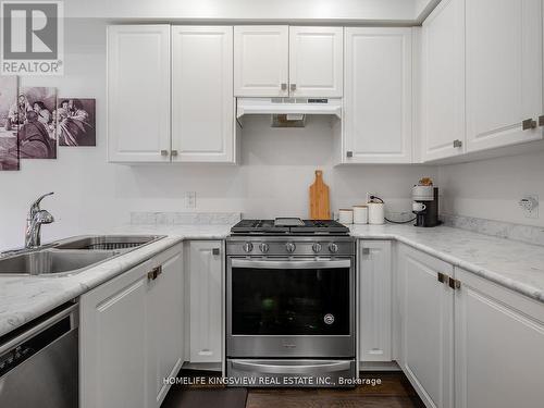 38 Veterans Street, Bradford West Gwillimbury, ON - Indoor Photo Showing Kitchen With Double Sink