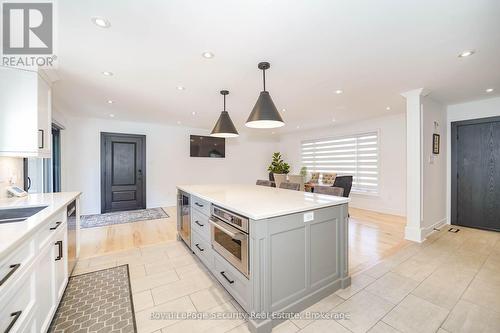 37 Marshall Street, Barrie, ON - Indoor Photo Showing Kitchen With Upgraded Kitchen