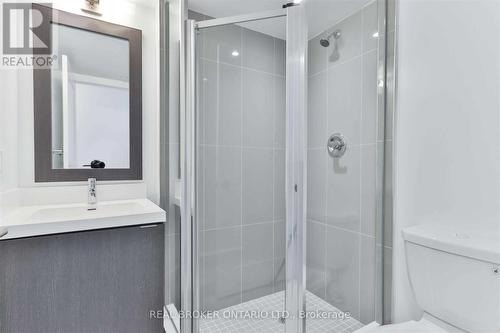 2504 - 7 Mabelle Avenue, Toronto, ON - Indoor Photo Showing Bathroom