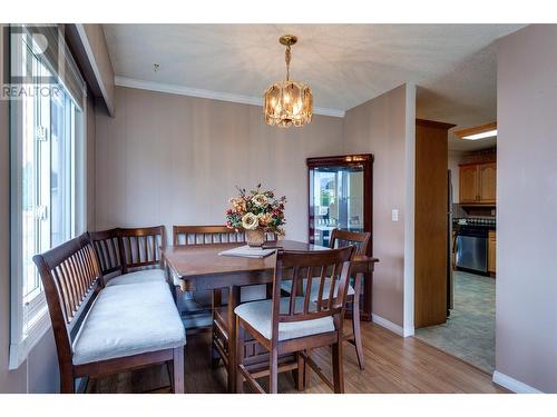 450 Hollywood Road S, Kelowna, BC - Indoor Photo Showing Dining Room