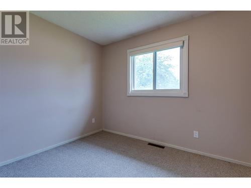 450 Hollywood Road S, Kelowna, BC - Indoor Photo Showing Other Room