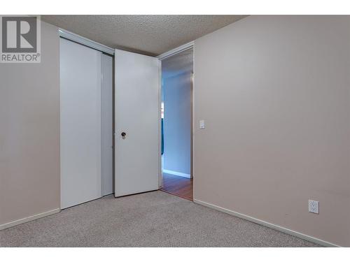 450 Hollywood Road S, Kelowna, BC - Indoor Photo Showing Other Room