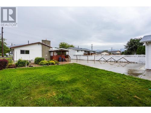 450 Hollywood Road S, Kelowna, BC - Outdoor