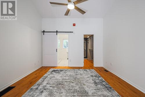 10 - 95 Summerhill Avenue, Toronto, ON - Indoor Photo Showing Other Room