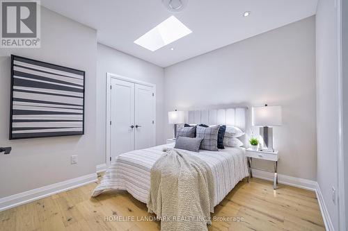 504 Mortimer Avenue, Toronto, ON - Indoor Photo Showing Bedroom