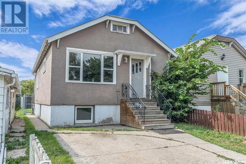 1866 Atkinson Street, Regina, SK - Outdoor