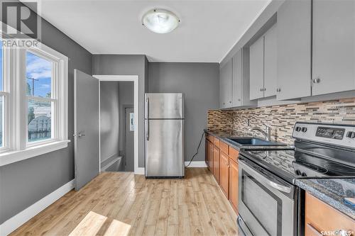 1866 Atkinson Street, Regina, SK - Indoor Photo Showing Kitchen With Stainless Steel Kitchen