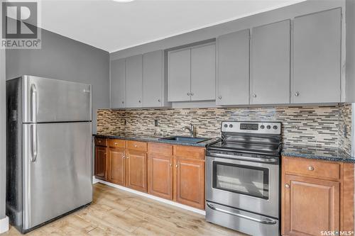 1866 Atkinson Street, Regina, SK - Indoor Photo Showing Kitchen With Stainless Steel Kitchen