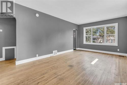 1866 Atkinson Street, Regina, SK - Indoor