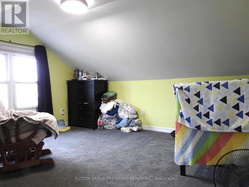 4 Dover Street, Woodstock, ON - Indoor Photo Showing Bedroom