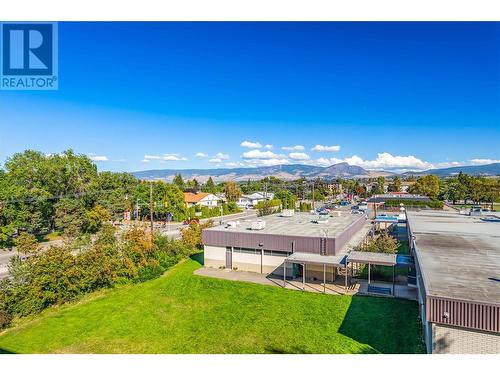 1083 K.L.O. Road Unit# 411, Kelowna, BC - Outdoor