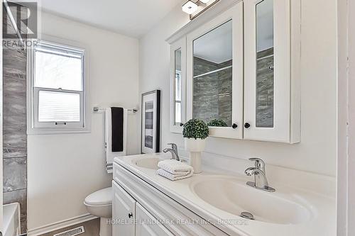 81 Maxome Avenue, Toronto, ON - Indoor Photo Showing Bathroom