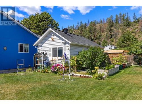 6109 Thwaite Crescent, Peachland, BC - Outdoor