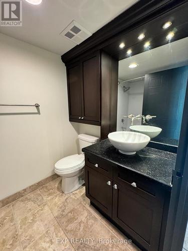 609 - 140 Dunlop Street E, Barrie, ON - Indoor Photo Showing Bathroom