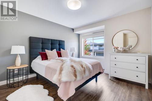 1459 Rocky Point Drive, Kelowna, BC - Indoor Photo Showing Bedroom