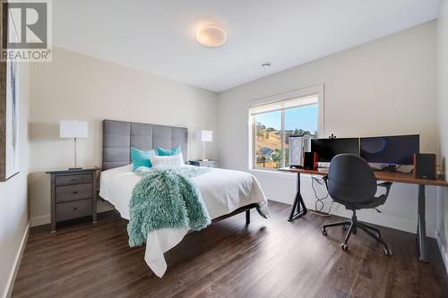 1459 Rocky Point Drive, Kelowna, BC - Indoor Photo Showing Bedroom