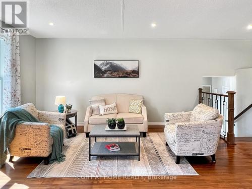 22 March Street, Quinte West, ON - Indoor Photo Showing Living Room