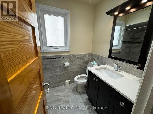 75 Ranstone Gardens, Toronto, ON - Indoor Photo Showing Bathroom