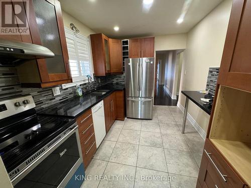 75 Ranstone Gardens, Toronto, ON - Indoor Photo Showing Kitchen