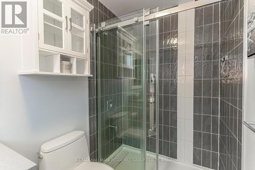 48 Loon Avenue, Barrie, ON - Indoor Photo Showing Bathroom