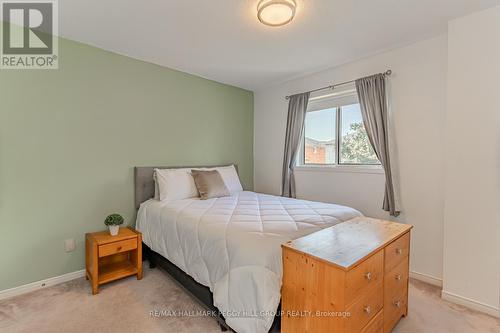 48 Loon Avenue, Barrie, ON - Indoor Photo Showing Bedroom