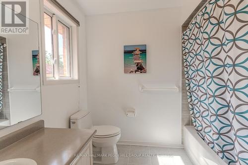 48 Loon Avenue, Barrie, ON - Indoor Photo Showing Bathroom