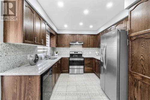 5 Bunchgrass Place, Brampton, ON - Indoor Photo Showing Kitchen With Double Sink