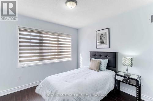 5 Bunchgrass Place, Brampton, ON - Indoor Photo Showing Bedroom