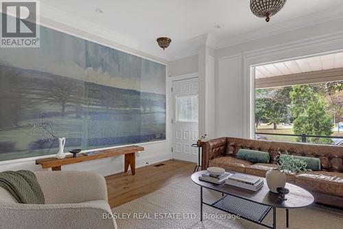 349 Perth Avenue, Toronto, ON - Indoor Photo Showing Living Room