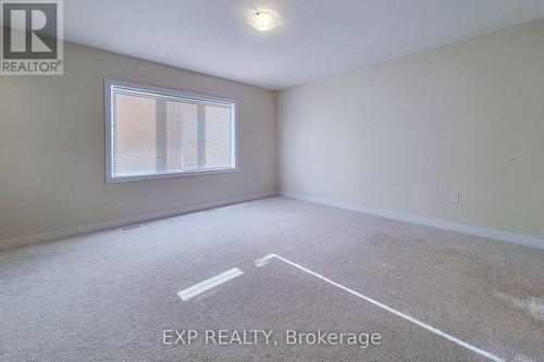 31 Santos Drive, Haldimand, ON - Indoor Photo Showing Other Room