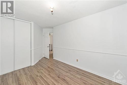 14 Ashpark Crescent, Ottawa, ON - Indoor Photo Showing Other Room