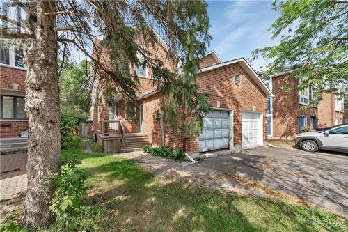 14 Ashpark Crescent, Ottawa, ON - Outdoor