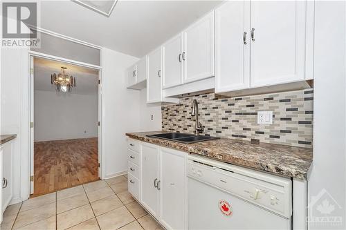 14 Ashpark Crescent, Ottawa, ON - Indoor Photo Showing Kitchen With Double Sink