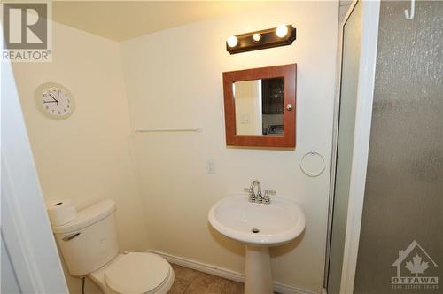 13 Bradley Street, Stittsville, ON - Indoor Photo Showing Bathroom