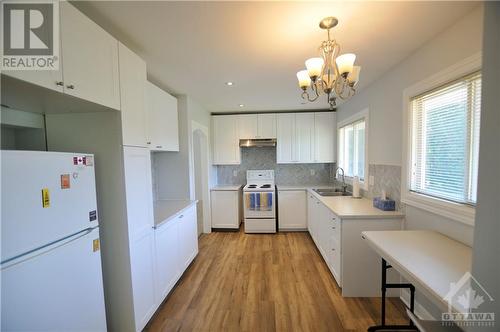 13 Bradley Street, Stittsville, ON - Indoor Photo Showing Kitchen With Double Sink