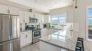 204-3220 Skyview Lane, West Kelowna, BC  - Indoor Photo Showing Kitchen With Upgraded Kitchen 