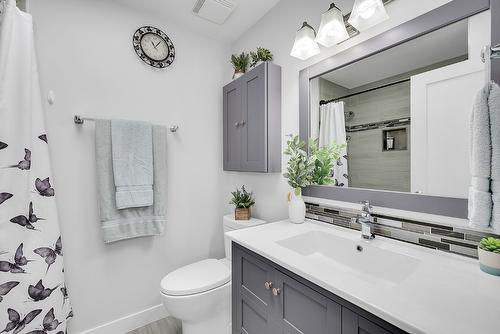 3120 Webber Road, West Kelowna, BC - Indoor Photo Showing Bathroom