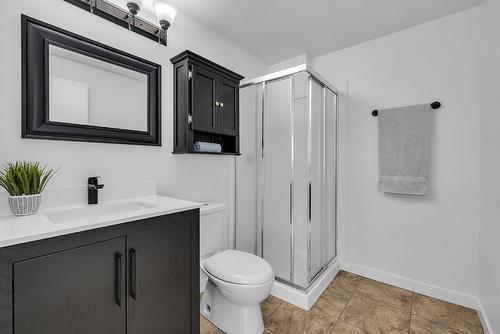 3120 Webber Road, West Kelowna, BC - Indoor Photo Showing Bathroom