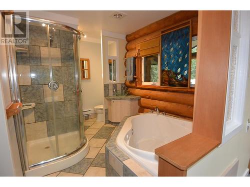 1371 Dogwood Street, Telkwa, BC - Indoor Photo Showing Bathroom