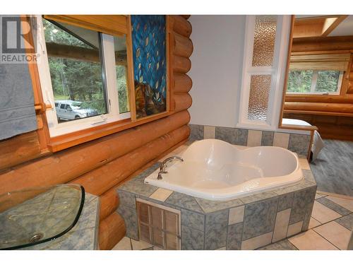 1371 Dogwood Street, Telkwa, BC - Indoor Photo Showing Bathroom