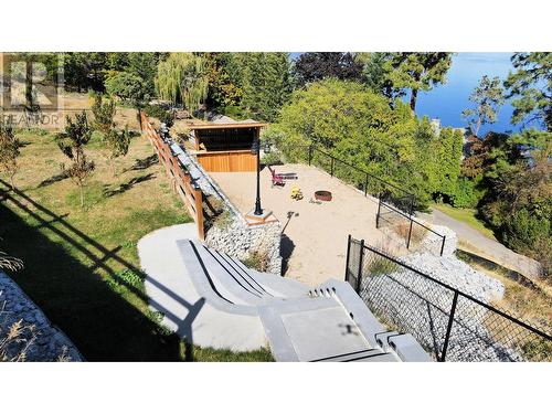 7168 Brent Road, Peachland, BC - Outdoor