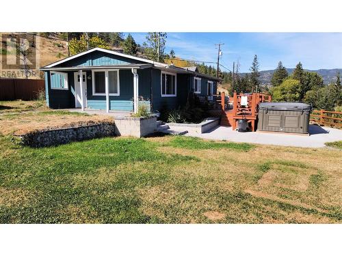 7168 Brent Road, Peachland, BC - Outdoor