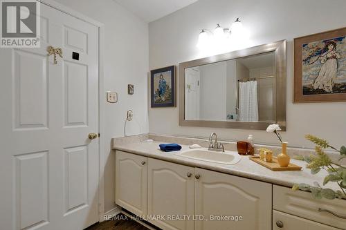 316 - 111 Grew Boulevard, Georgina, ON - Indoor Photo Showing Bathroom