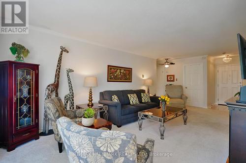 316 - 111 Grew Boulevard, Georgina, ON - Indoor Photo Showing Living Room