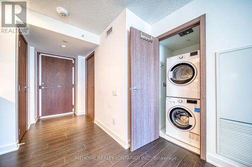 2907 - 17 Bathurst Street, Toronto, ON - Indoor Photo Showing Laundry Room