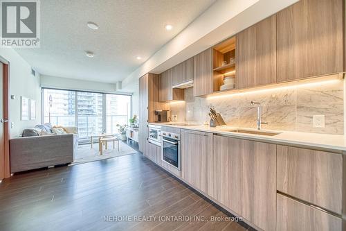 2907 - 17 Bathurst Street, Toronto, ON - Indoor Photo Showing Kitchen